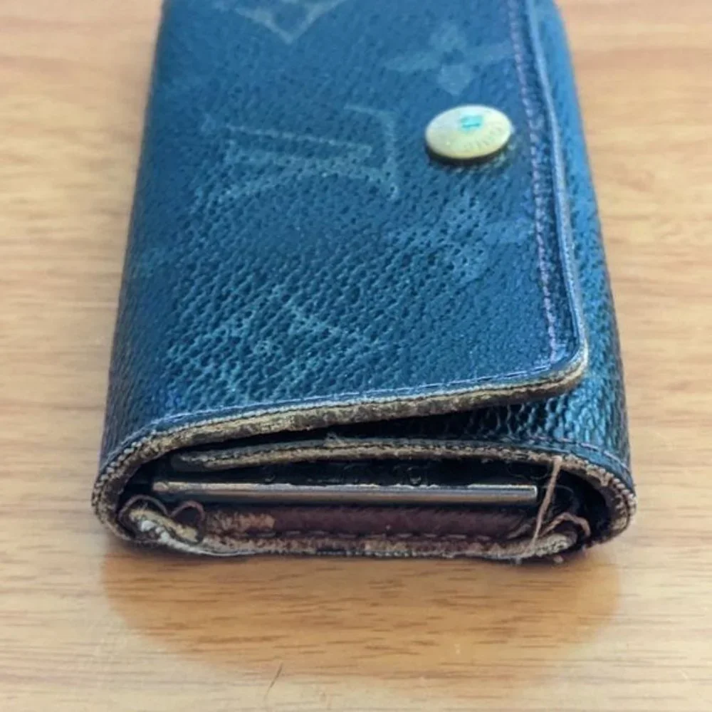 Louis Vuitton Monogram Key Holder/Wallet #1062💥PRICE DROP💥